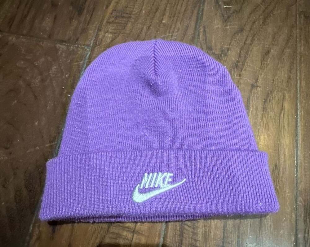 Nike Peak Beanie Size 1Size Purple Ribbed Winter Hat
